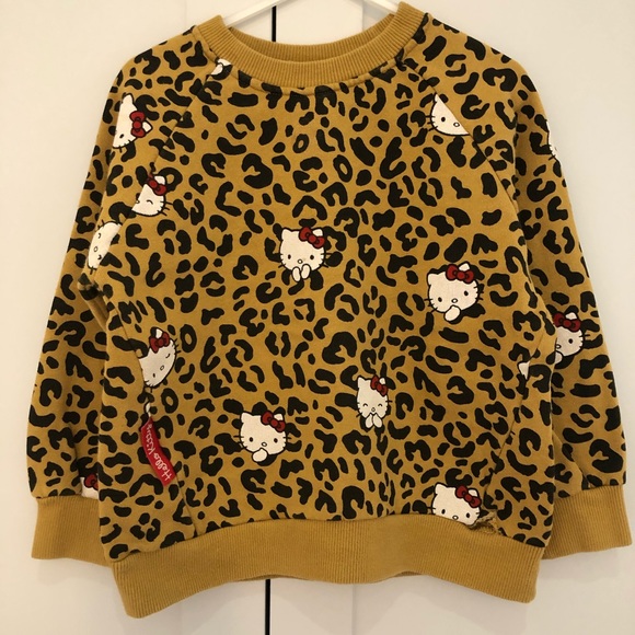 Hello kitty sweater